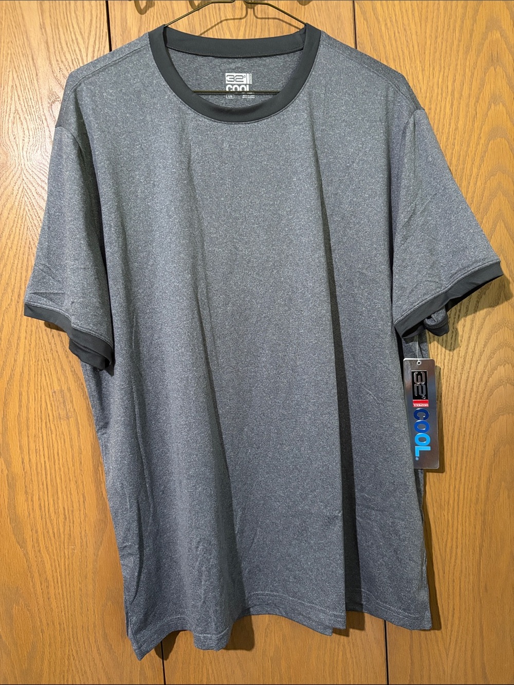 32 degrees Mens Grey ringer large  Short Sleeve Tee NWT